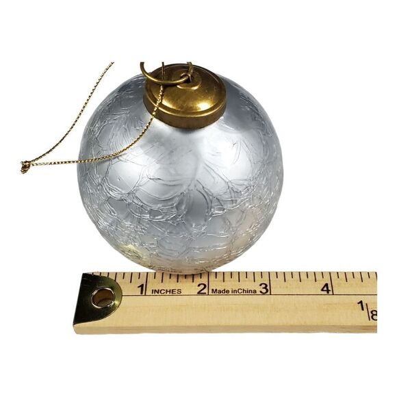 Christmas Tree Ornaments Lot of 4 Textured Glass Balls Silver Holiday Decor - Picture 5 of 6